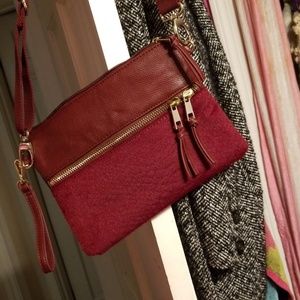 Sondra Roberts // Maroon Crossbody